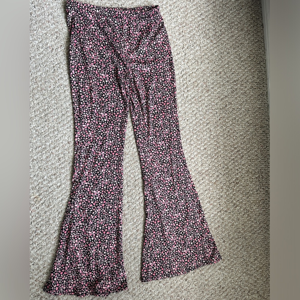 Pink Flower Print Flare pants size Large